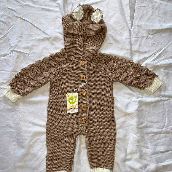 JunNeng Other - NWT 12-18 months JunNeng cable knit romper with hood (& ears)! 😊